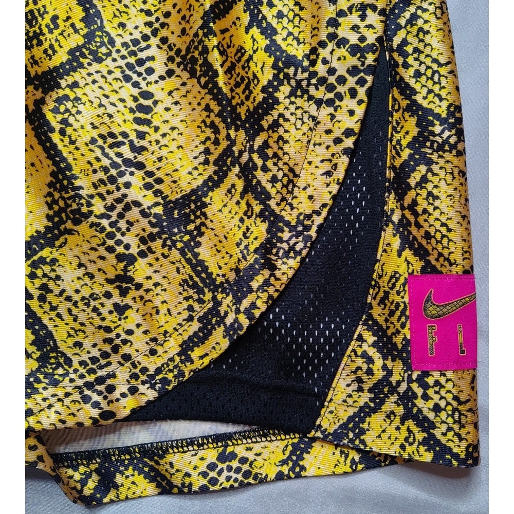 NIKE FLY Women XS Vivid‎ Sulfur DRI-FIT Loose Snake Print Basketball Shorts NEW - Picture 13 of 16